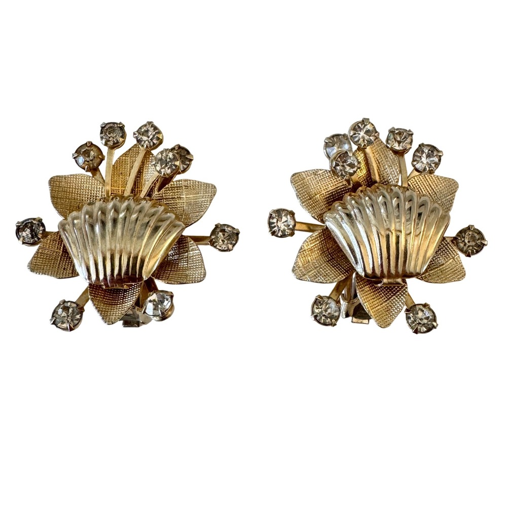 Vintage Gold Tone Flower Shell Crystal Clip On Earrings Mermaidcore, Mid Century